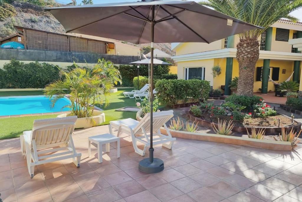 Villa Golf Court *